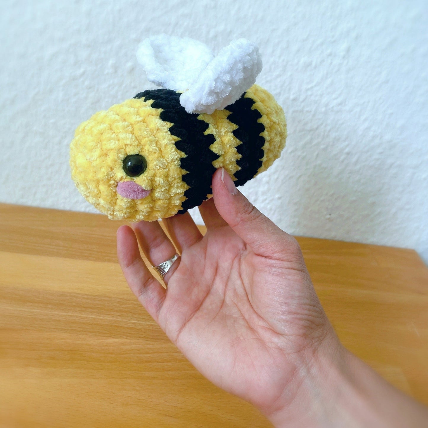 Lili Bee